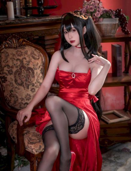 白衣校花与大长腿第一季第三集_蓝光在线视频播放
